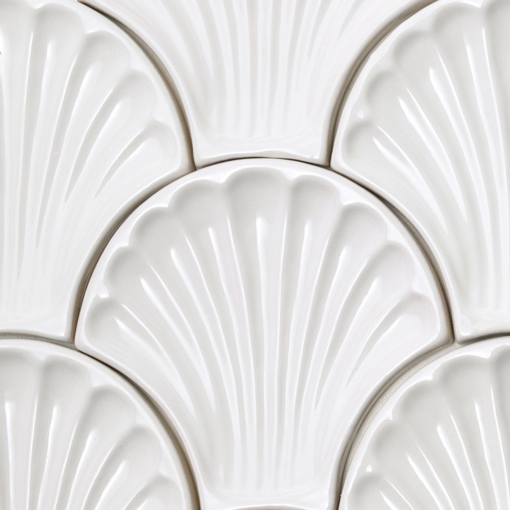 Artigiana le Conchiglie
01 Bianco 15.50x15.00cm-main-image